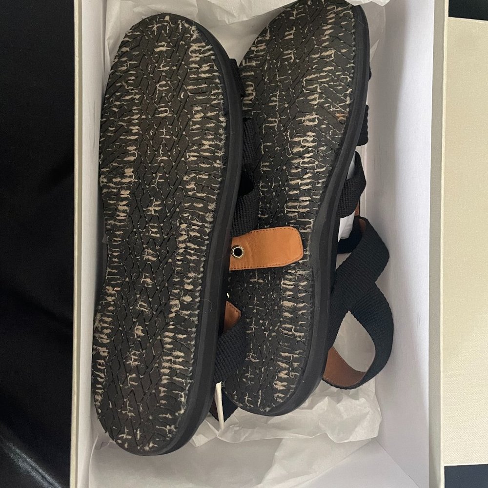 MARNI Black Fisherman Sandals